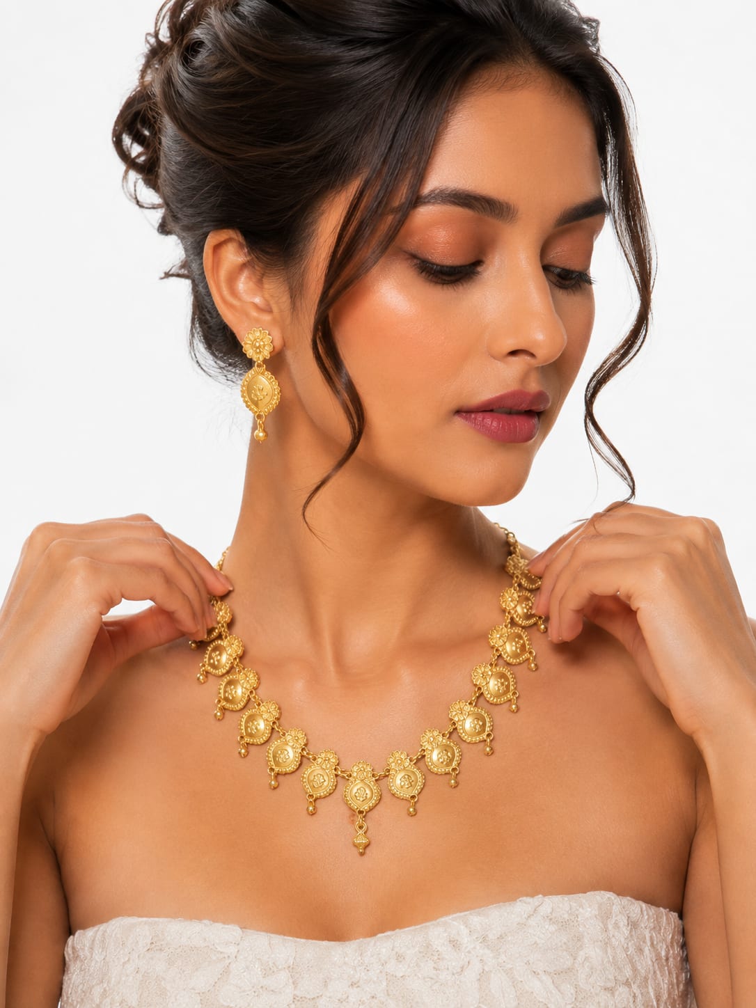 Shringarika Traditional Gold-Tone Coin Necklace Set for Women, thumbnail 2