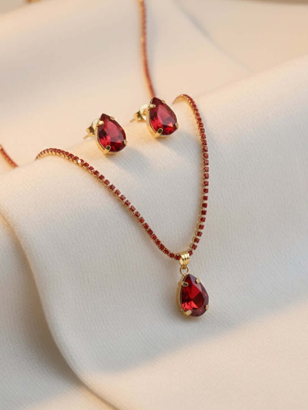 Shringarika Icelynn Gold-Plated Red Stone Necklace Set, thumbnail 2