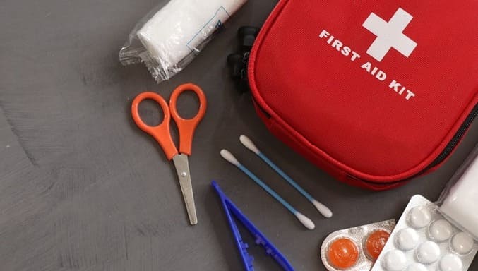 family emergency kit