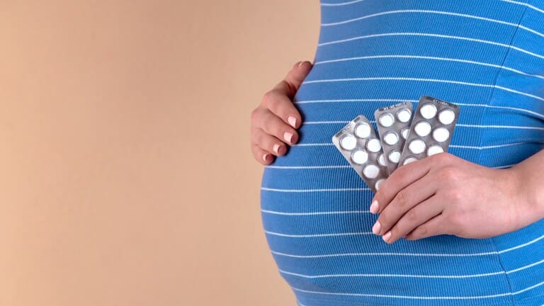pregnant women with medicines