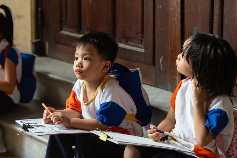 kids in classroom