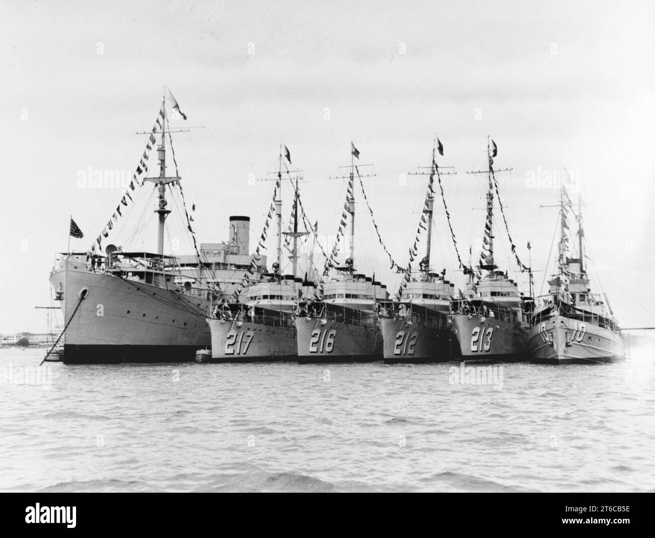 USS Black Hawk (AD-9), USS Whipple (DD-217), USS John D. Edwards (DD ...