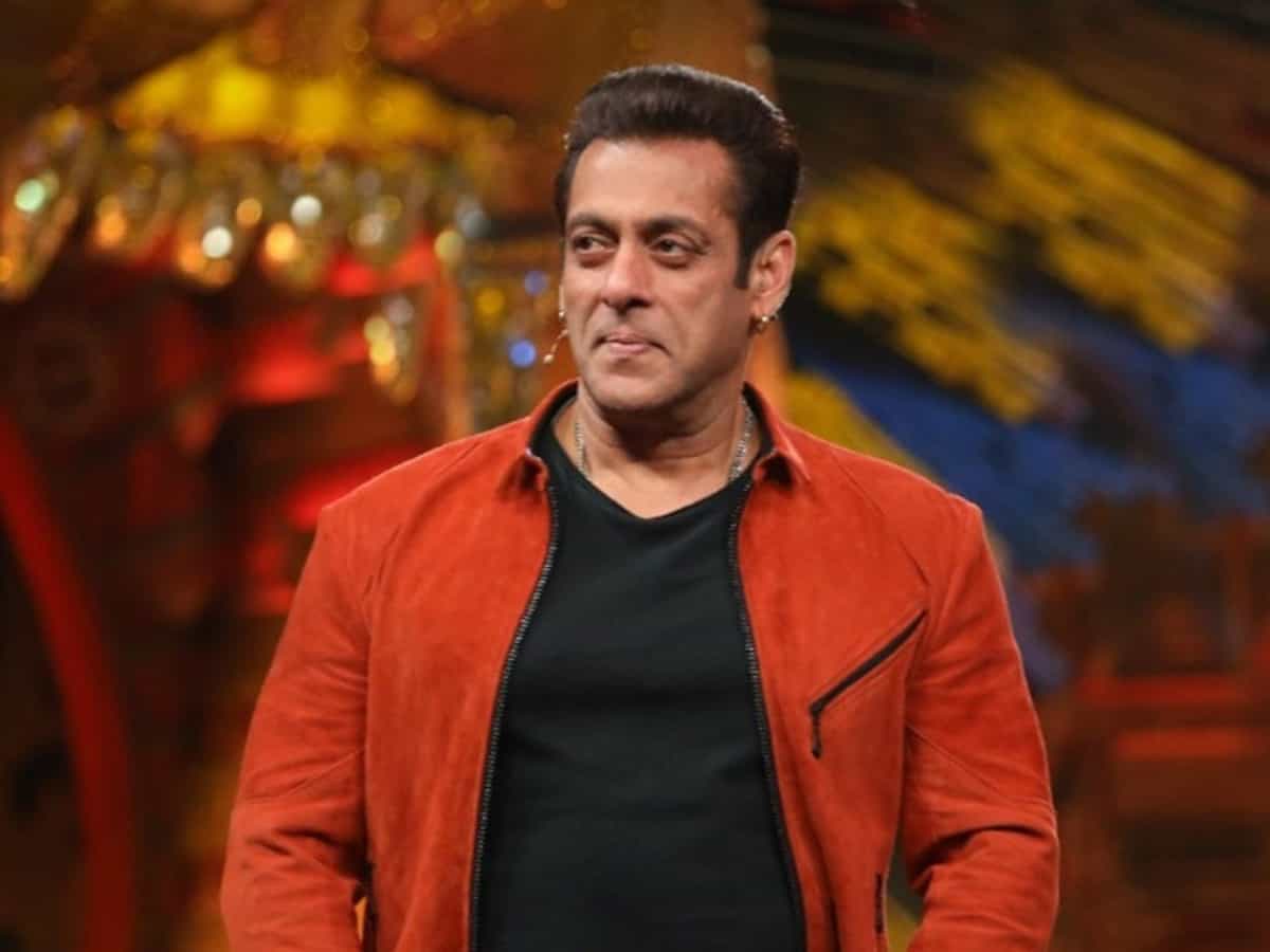 Salman Khan announces grand finale date of Bigg Boss 17