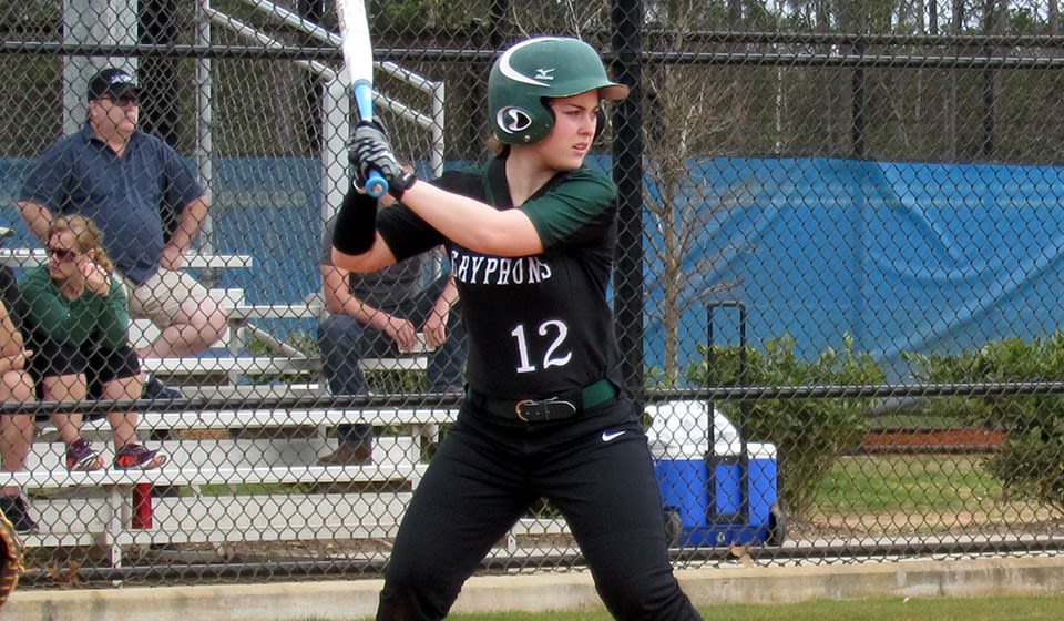 Isabel Lamont - Softball - Sarah Lawrence College Athletics