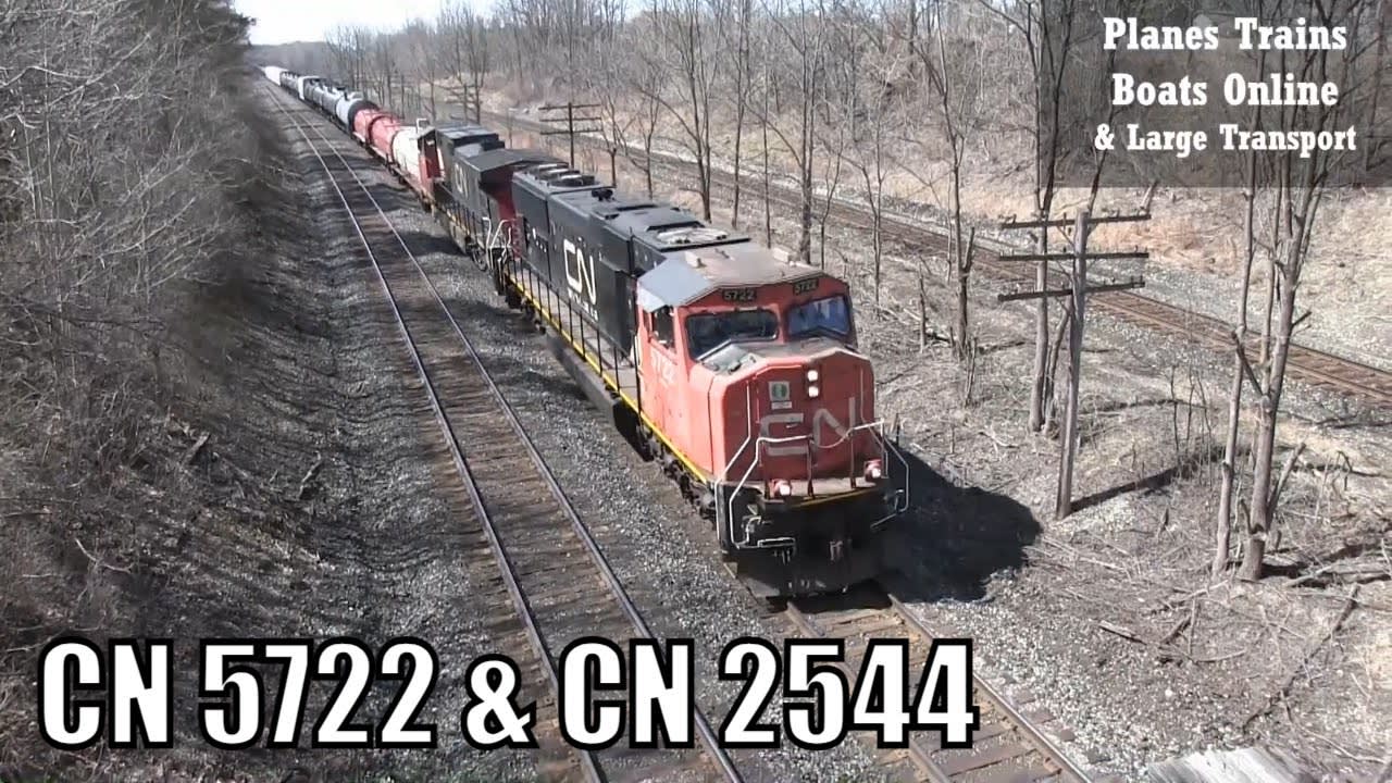 CN 5722 & CN 2544 Manifest Train At Denfield Rd Bridge London - YouTube