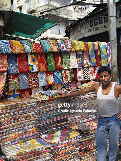 Hawkers Of Kolkata Photos and Premium High Res Pictures - Getty Images