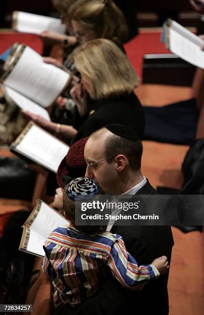 56 Congregation Emanu El Of New York Stock Photos, High-Res Pictures ...