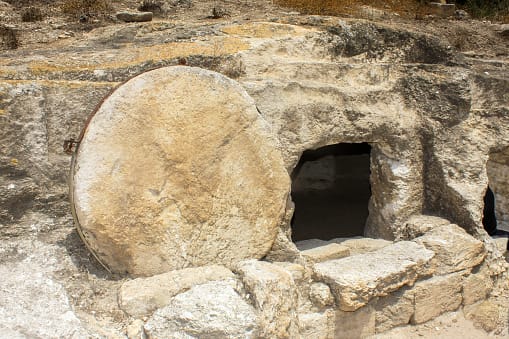 Makam Batu Bergulir Di Israel Foto Stok - Unduh Gambar Sekarang - Makam ...