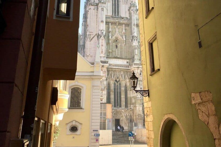 Regensburg Private Guided Day Tour from Munich by Rail