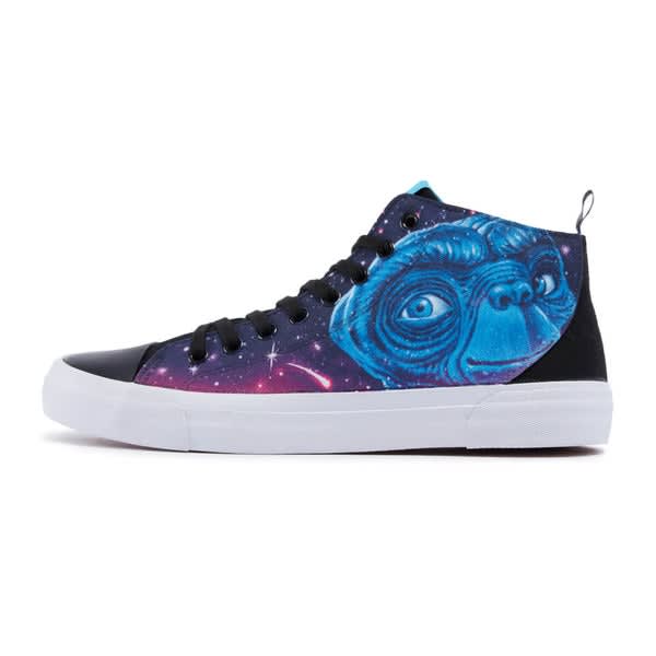 Akedo x E.T. The Extra-Terrestrial X Ghoulish Black Signature High Top ...