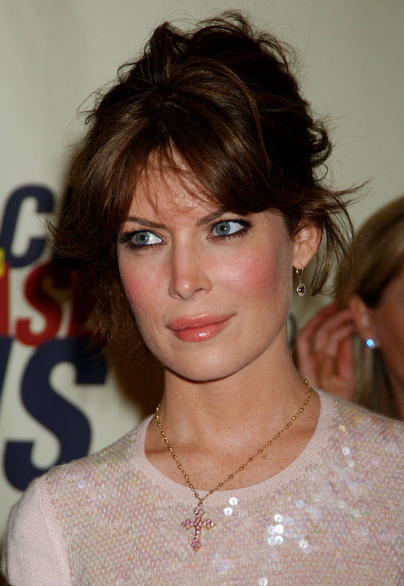 Download Lara Flynn Boyle At Race To Erase Gala 2004 Wallpaper ...