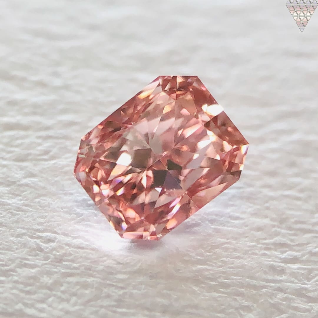 0.25 Carat, Fancy Intense Orangy Pink Diamond, Radiant Shape, Vs2 ...