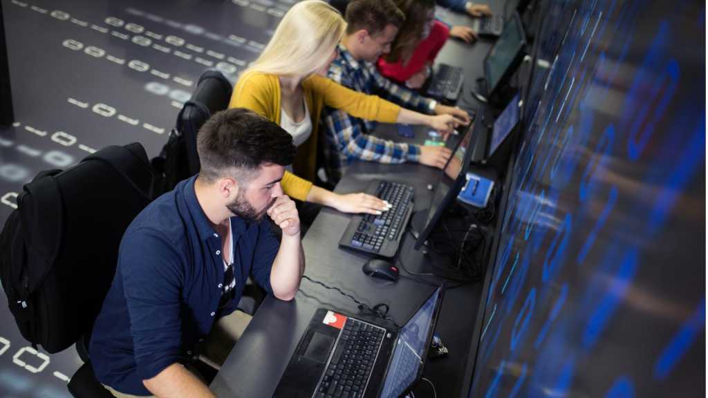 Learn to Code With The Best UK Coding Courses - Tech Advisor