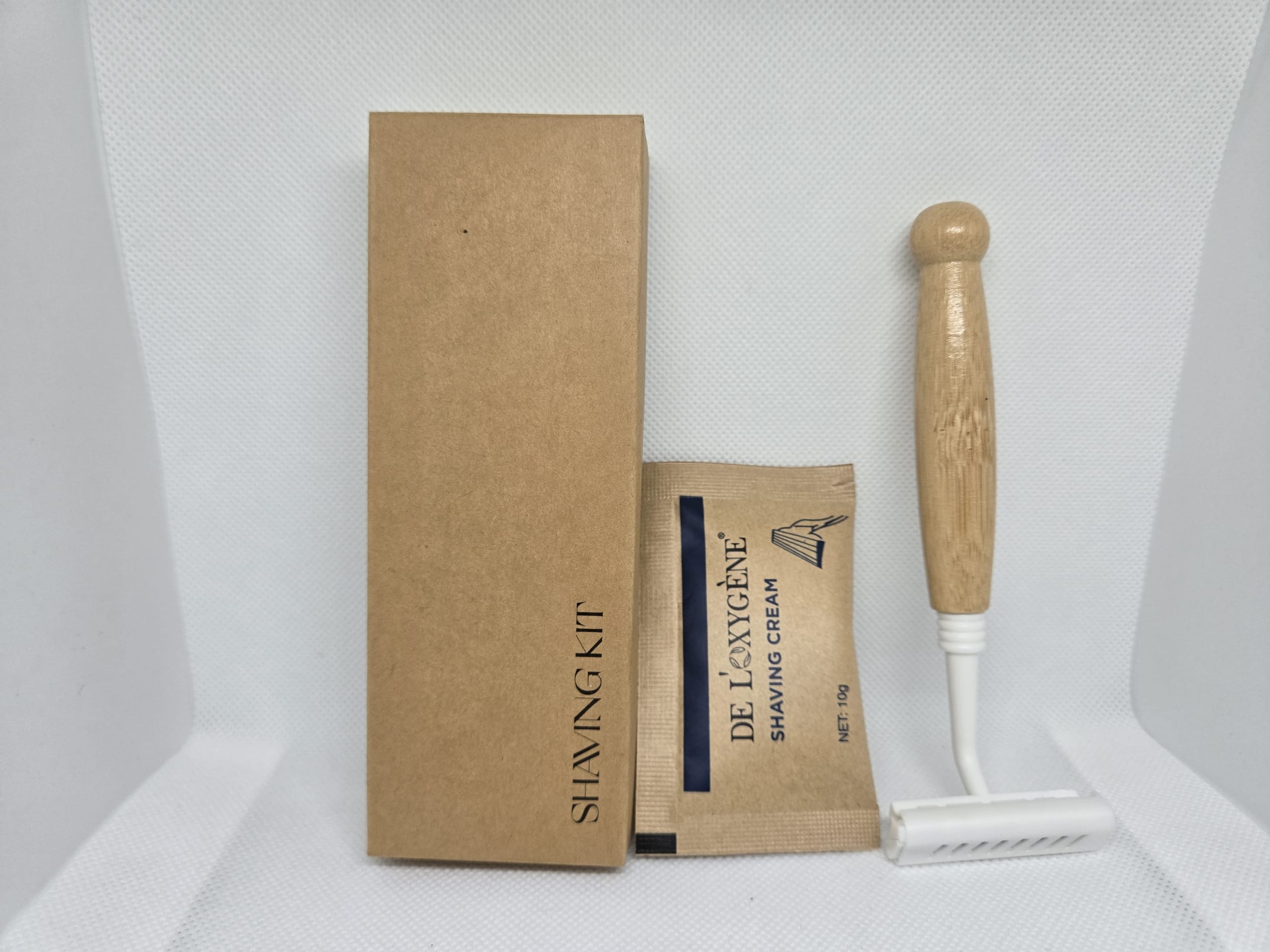 eCO FRIENDLY SHaving Kit Boxed