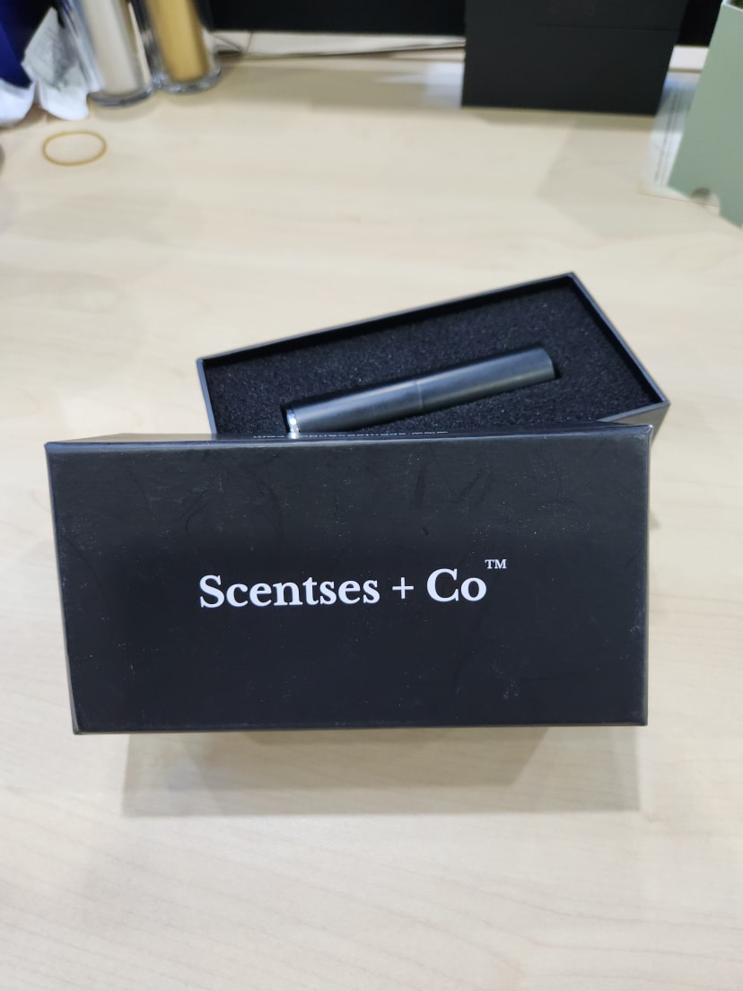 Toprint unit box packaging example