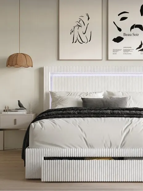 Featured Carousel Tile