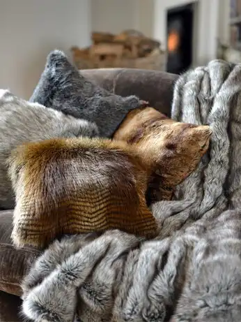 Featured Carousel Tile