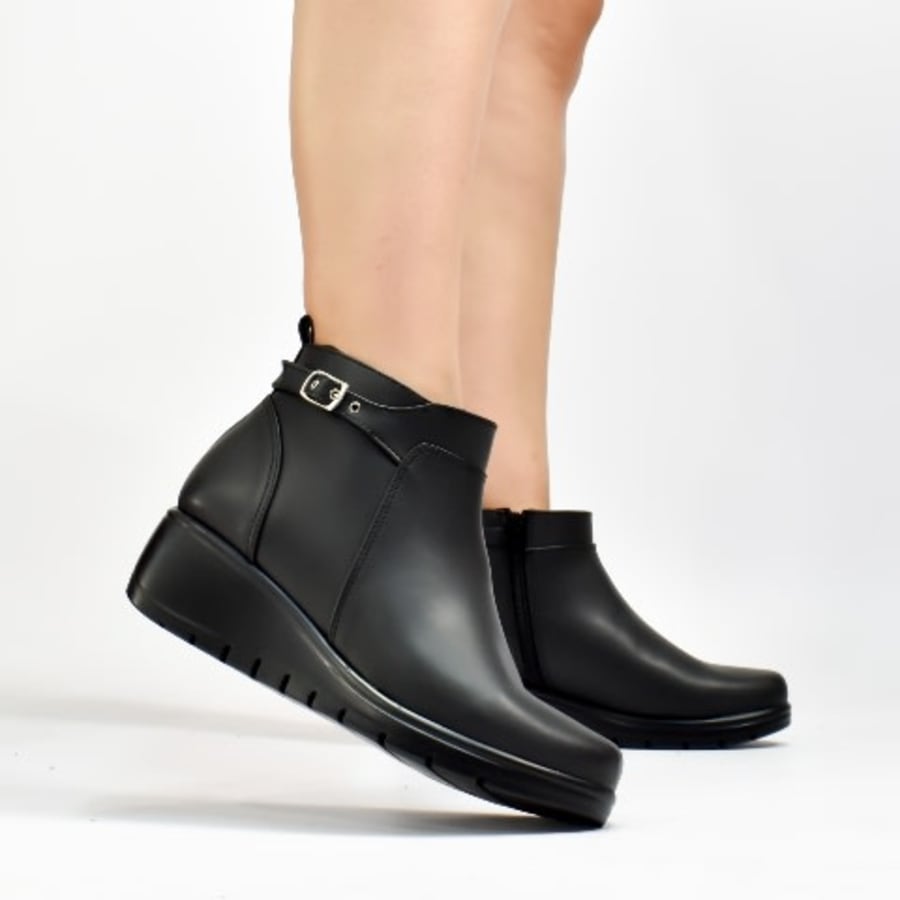 DD66542 Botines para dama tacon como corrido con herraje
