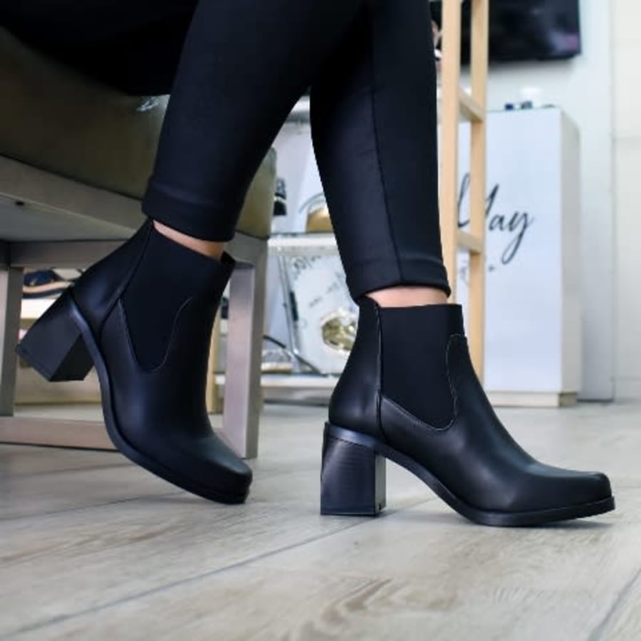 DD65000 Botines para dama tacon grueso bajito con resorte