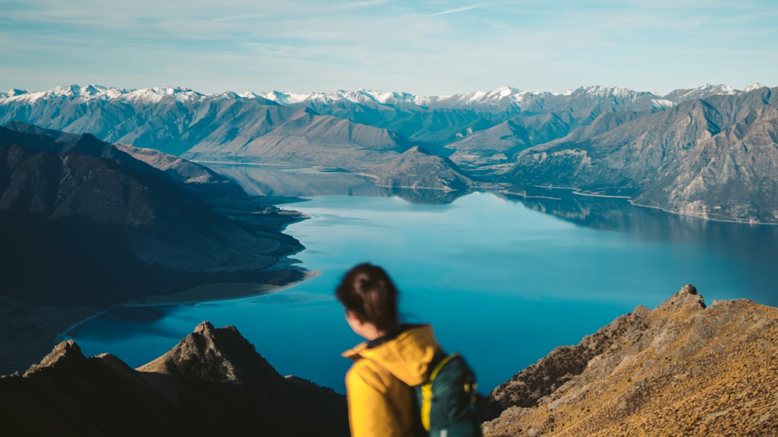 Cover Image for Exploring the World Alone: A Solo Female Traveler's Guide to Adventure and Safety