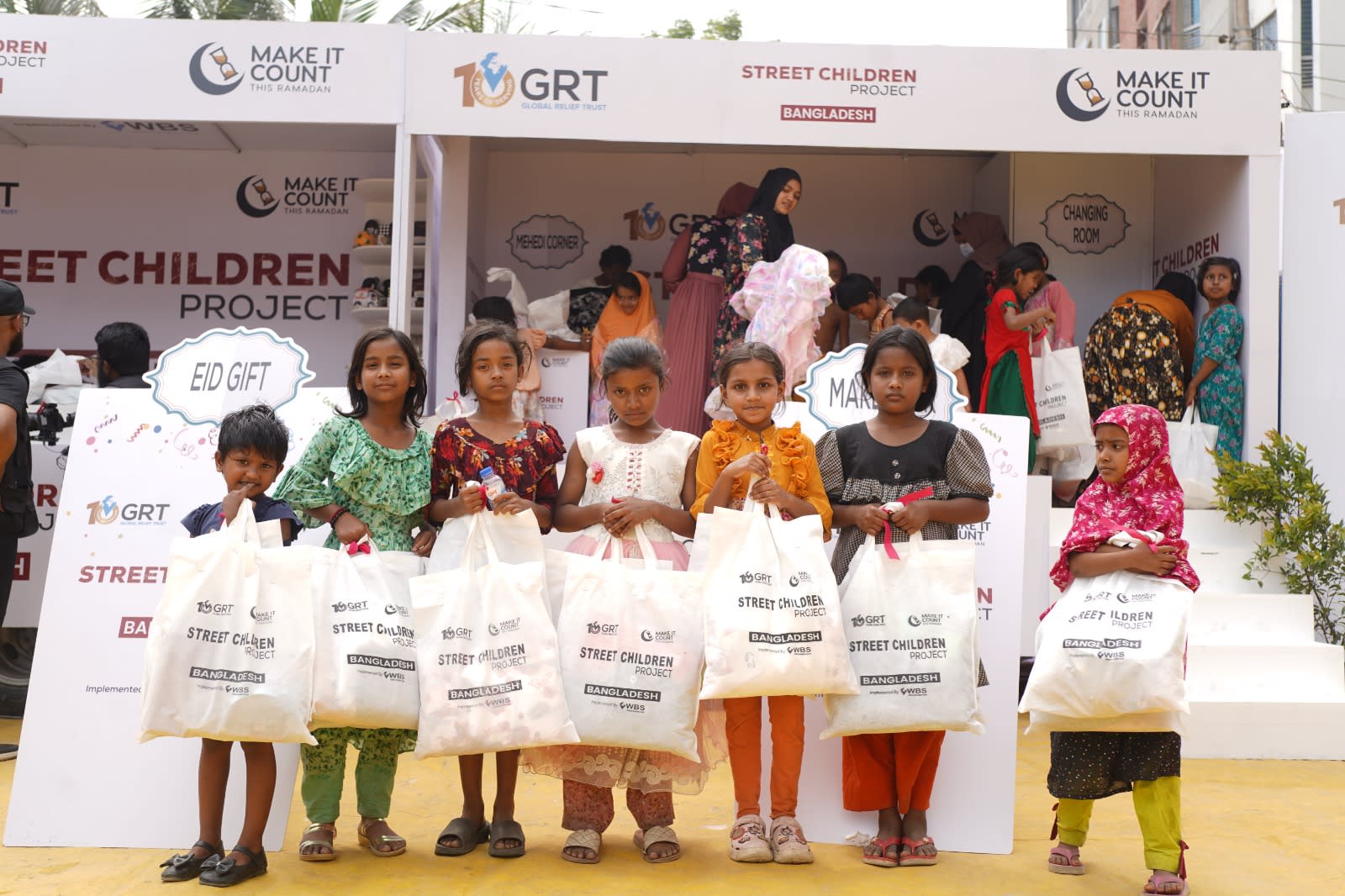 Gift Item Distribution