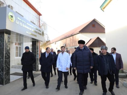 Премьер Дагестана оценил изменения в больнице в Дылыме, произошедшие спустя два года после его визита
