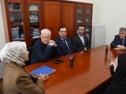 Депутаты обсудили с диетологом основы здорового питания и борьбы с ожирением