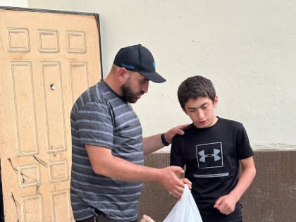 Семьям участников СВО в честь праздника Курбан Байрам,совместно с благотворительными фондами раздали мясо