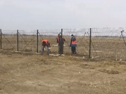В Дагестане ведутся работы на стройплощадке крупной солнечной электростанции