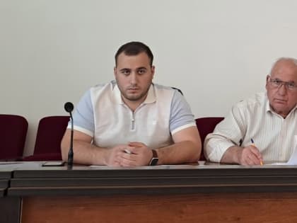 Внеочередная сессия Собрания депутатов 7 созыва прошла в Кайтагском районе