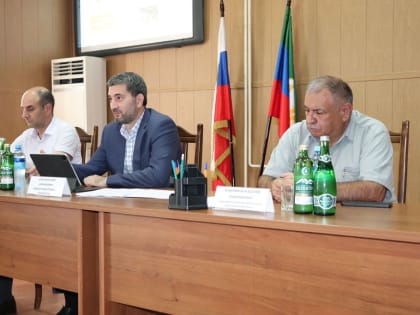 Послание главы Дагестана НС РД обсудили в Докузпаринском районе