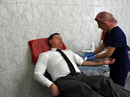 Заур Аскендеров посетил отделение онкологии-гематологии и химиотерапии Детской республиканской клинической больницы