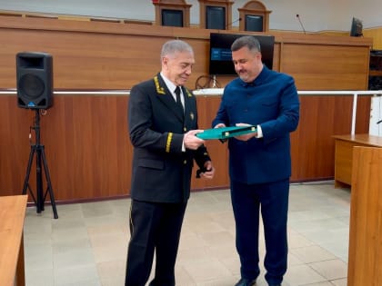 Ушел в почетную отставку судья Верховного суда республики