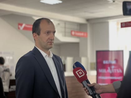 Более 200 болельщиков махачкалинского Динамо получили в МФЦ Fan ID.