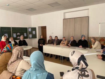 Методическое объединение педагогов дополнительного образования прошло в Казбековском районе