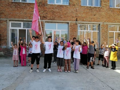 Тематические смены «Движения Первых» открылись в лагерях дневного пребывания в Казбековском районе