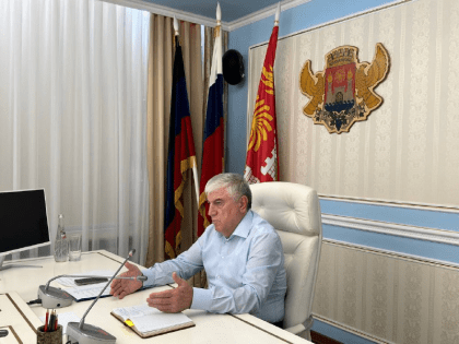 Ежедневное рабочее совещание под руководством главы г. Махачкалы Юсупа Умавова прошло в столичной мэрии
