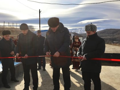 Абдулмуслим Абдулмуслимов принял участие в открытии новых объектов водоснабжения в Казбековском районе республики