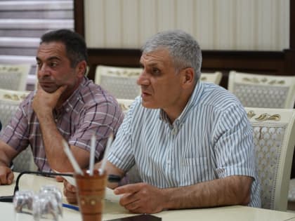 В администрации Дербента встретились  с участниками предстоящей региональной конференции 