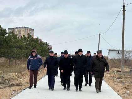 Юсуп Умавов: «Работы по бетонированию новой пешеходной дорожки до Аллеи медиков завершатся в ближайшее время»