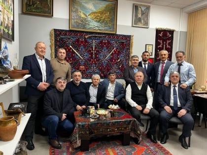 Энрик Муслимов встретился с активистами дагестанского землячества Краснодарского края