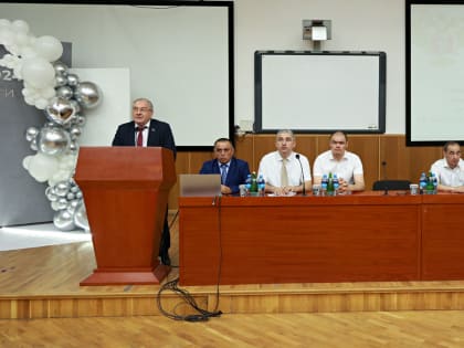В ДГМУ вручили дипломы выпускникам стоматологического факультета