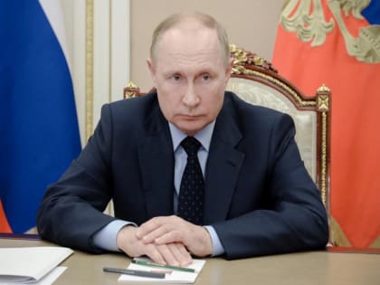 Владимир Путин поручил разработать проект Основ государственной языковой политики