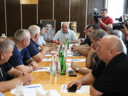 Совещание по вопросам виноградарства в Дагестане