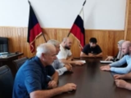 В Новолакском районе прошло заседание Административной комиссии