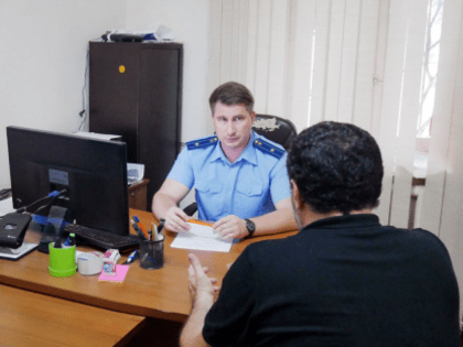 Прием граждан заместителем Махачкалинского межрайонного природоохранного прокурора