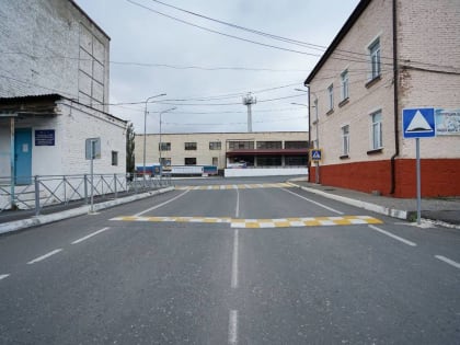 Завершен ремонт дороги в Казбековском районе