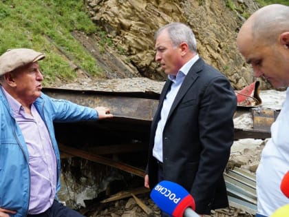 Посещение Агульского района главой правительства РД