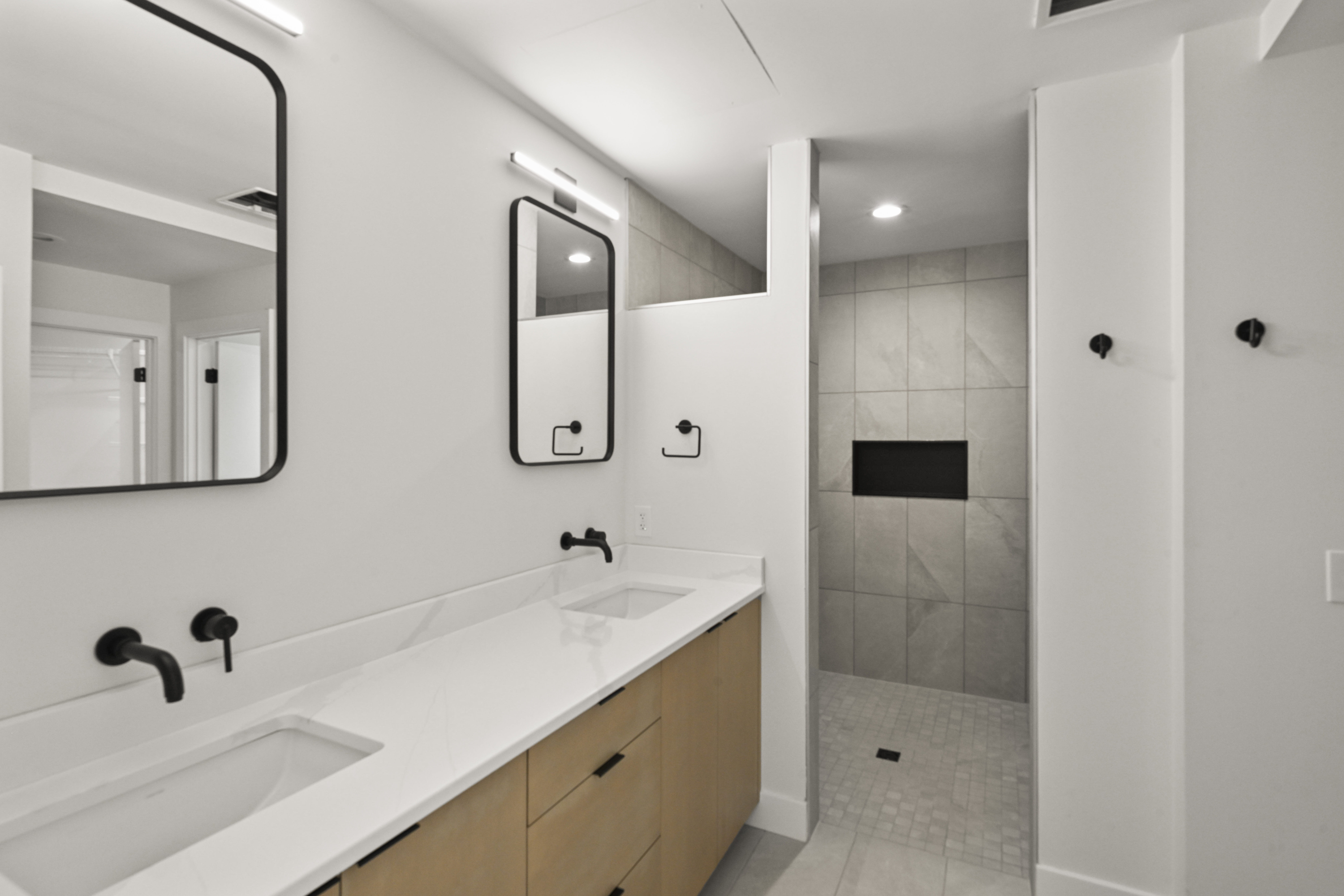 Bathroom detail
