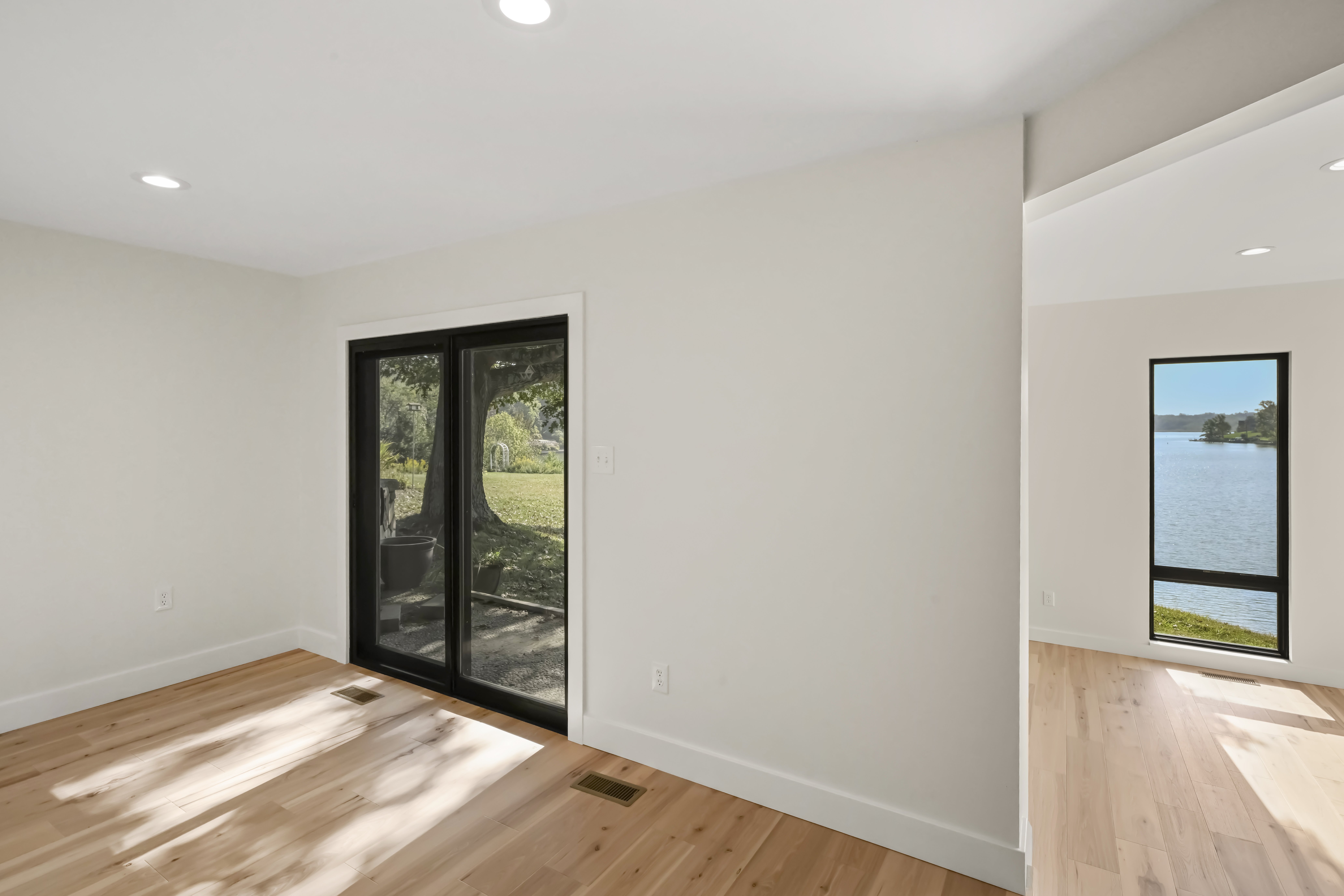Guest bedroom in Perfect custom home Lawrenceburg